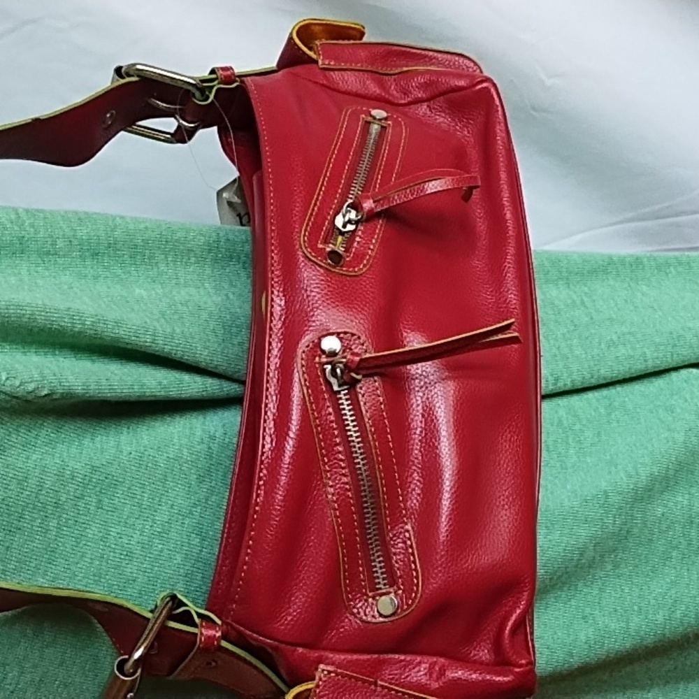 Hype Red Leather Shoulder Bag - Picture 2 of 13